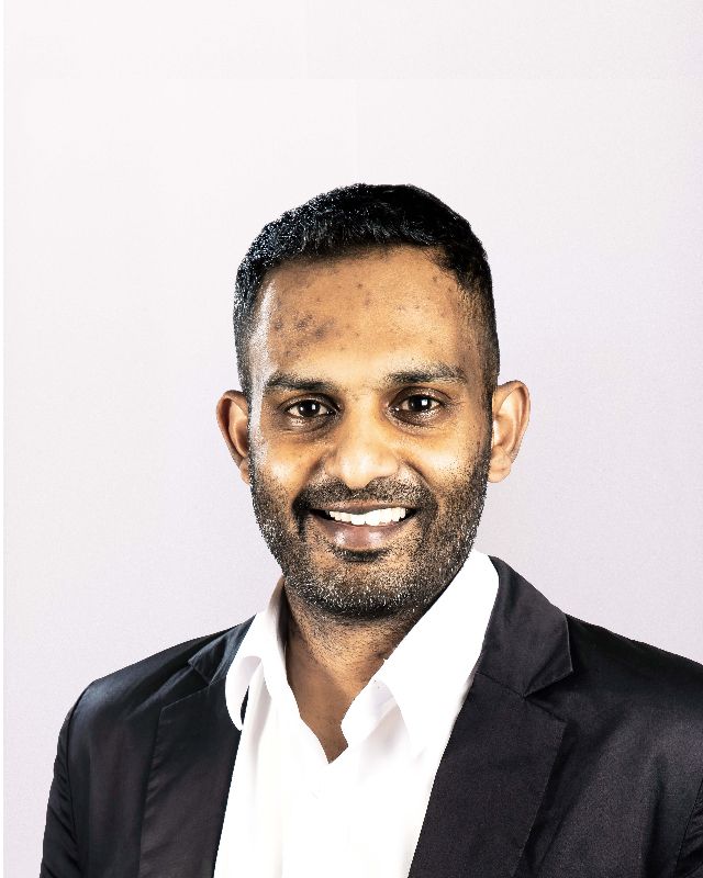 Swindon Agent Mark Govender